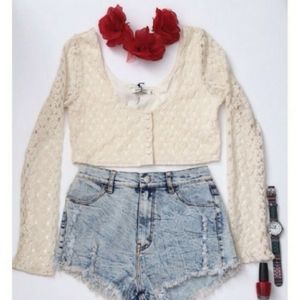 Cream Lace long Sleeve Crop Top